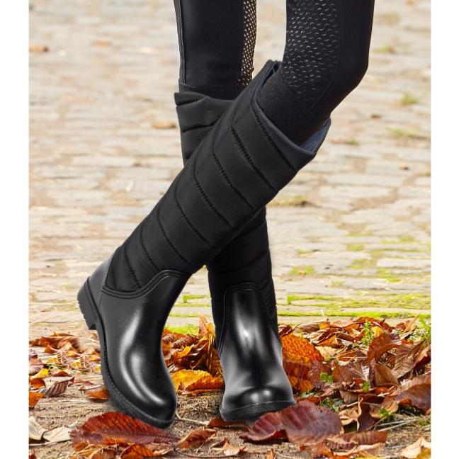 femmes en bottes de cheval