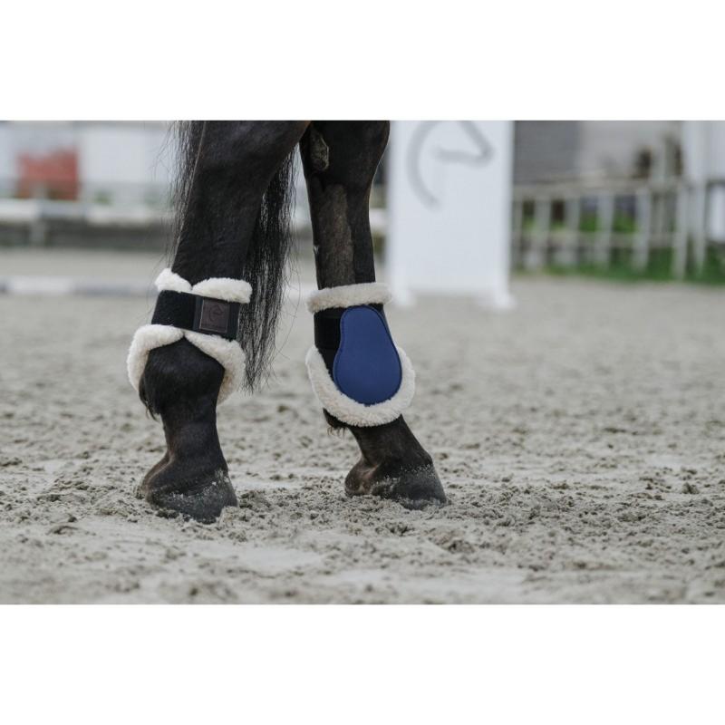 EQUITHEME - Protège Boulets à Coque intérieur Mouton BOA NOIR TAILLE PONEY