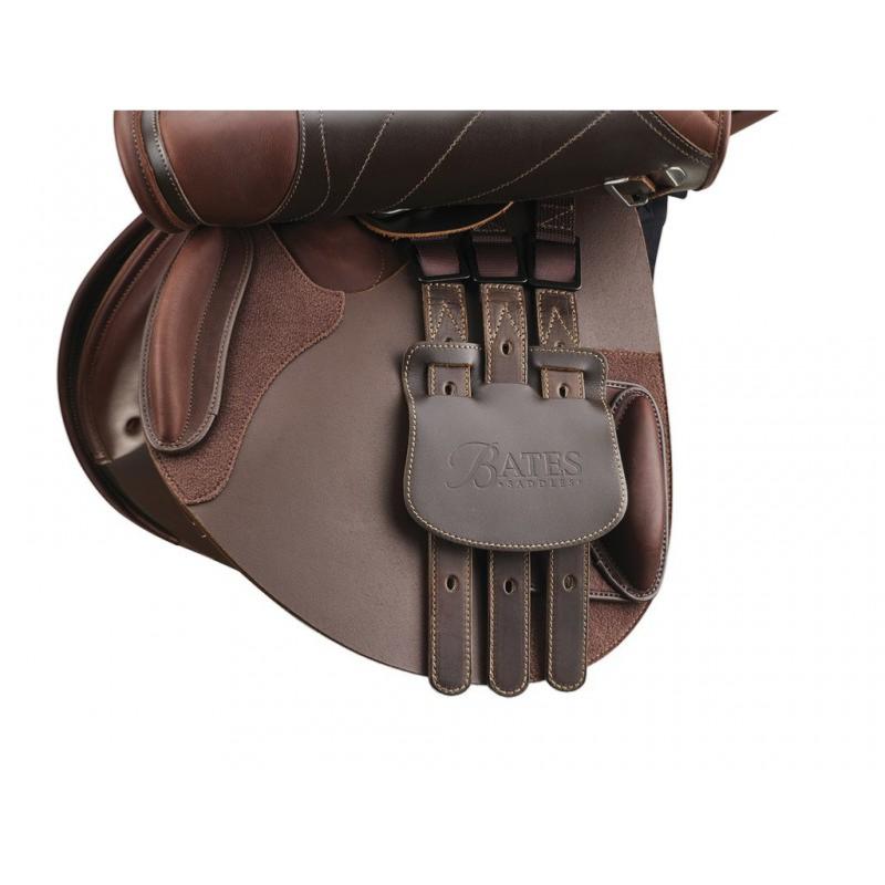 BATES  - Selle Obstacle Close Contact en Cuir VICTRIX Cair ® Arcade Modulable HAVANE 17 pouces
