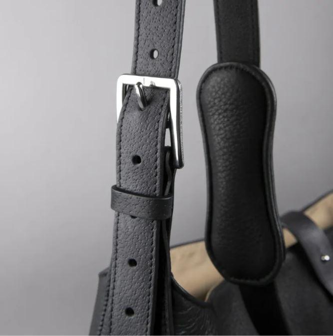 ANTARES - Sac Cabas à Bandoulière en Cuir Grainé PARIS NOIR