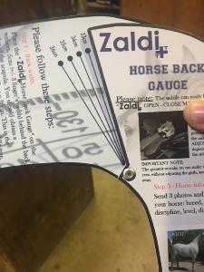 Outil de Mesure d'Ouverture d'Arcade pour Selle anglaise toutes marques