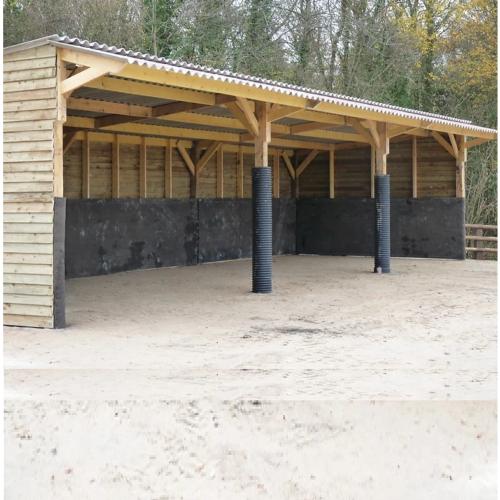 Habillage pour Parois de Box chevaux , Marcheur en caoutchouc recyclé Ep.17 MM, Le M2